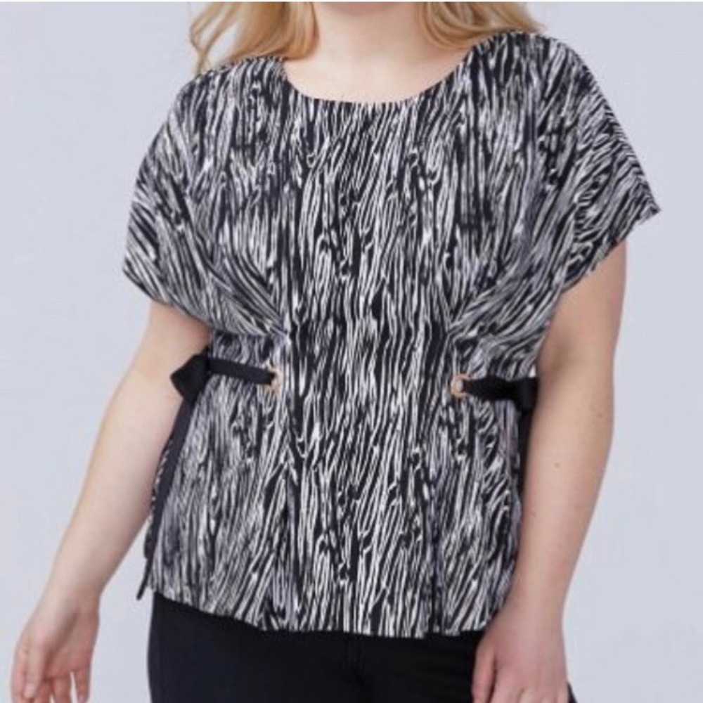 🐝 Lane Bryant Black and White Tie Blouse